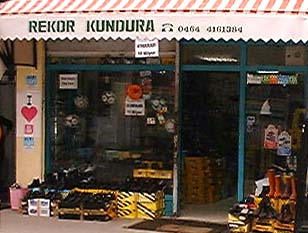 dukkan.jpg (29078 bytes)